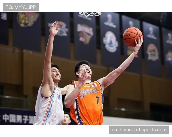 上海男篮攻防效率双双下滑 战术体系缺失导致核心竞争力瓦解